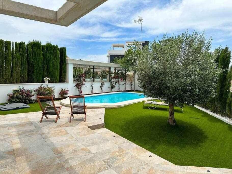 Nice Nordic Style Villa 8 Min From The Beach. El Campello Exterior photo